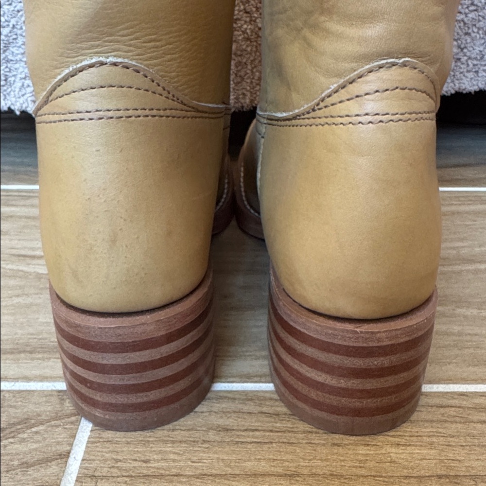 Frye Campus Boots 8 - Picture 6 of 13